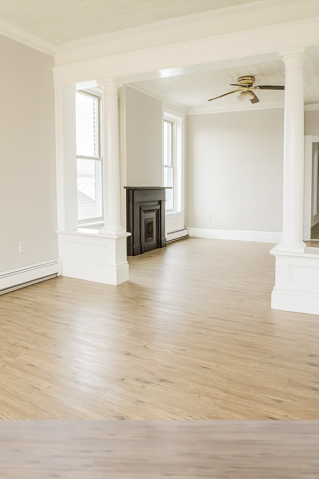 Building Photo - 164 Main St