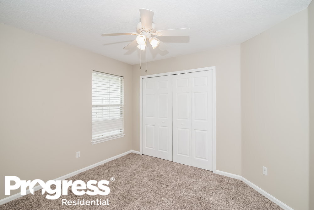 Building Photo - 573 Redberry Ln