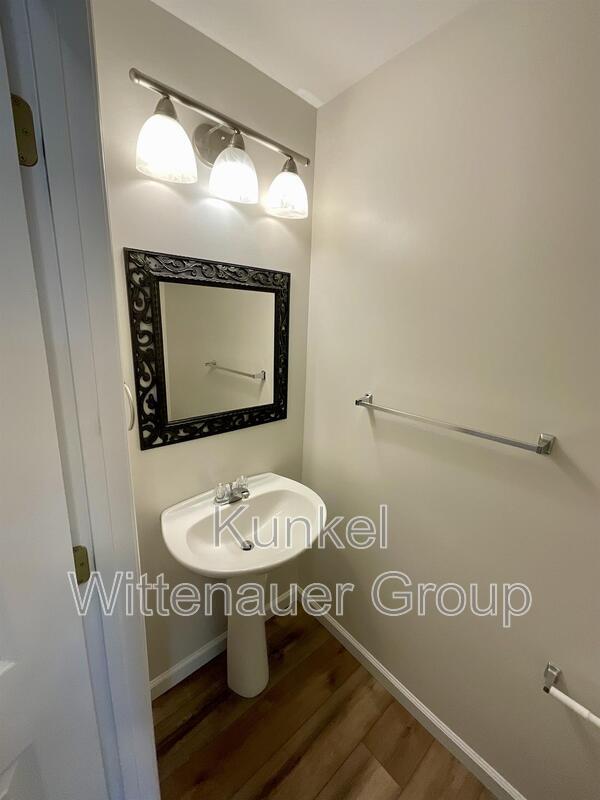 Building Photo - 2037 Celebration Park Cir