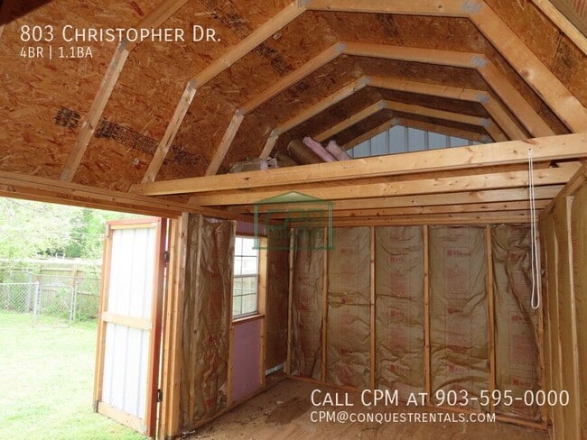 Building Photo - 803 Christopher St