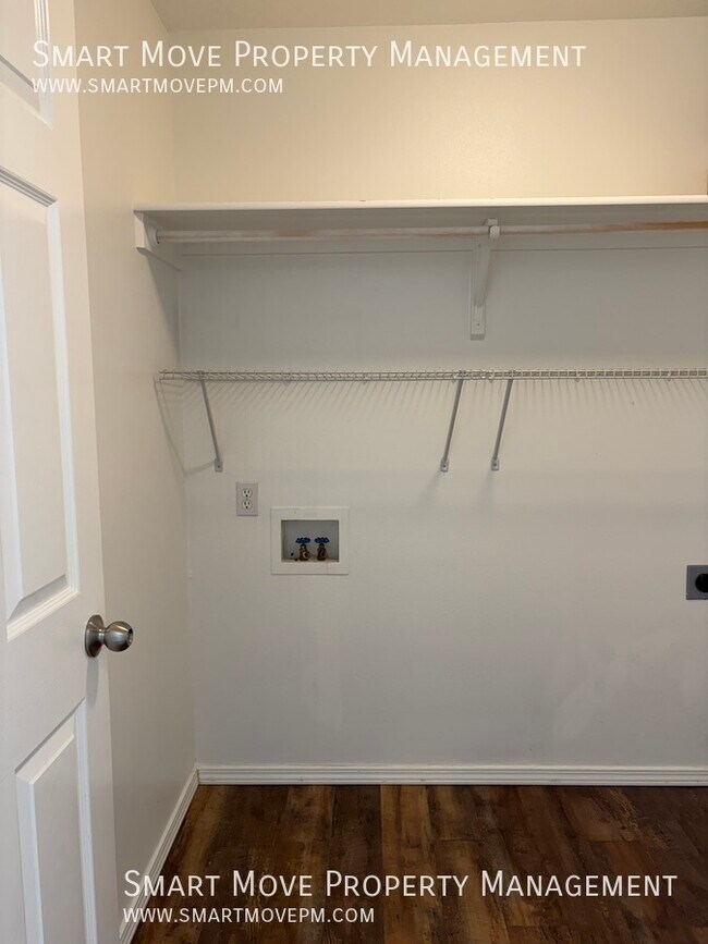 Building Photo - 5923 S Sweet Gum Way