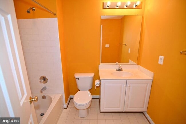 Building Photo - 4502 Rockdale Ln