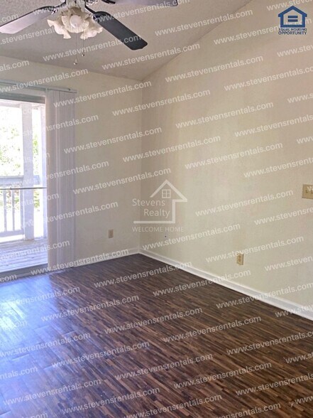 Building Photo - 430 Oriole Dr