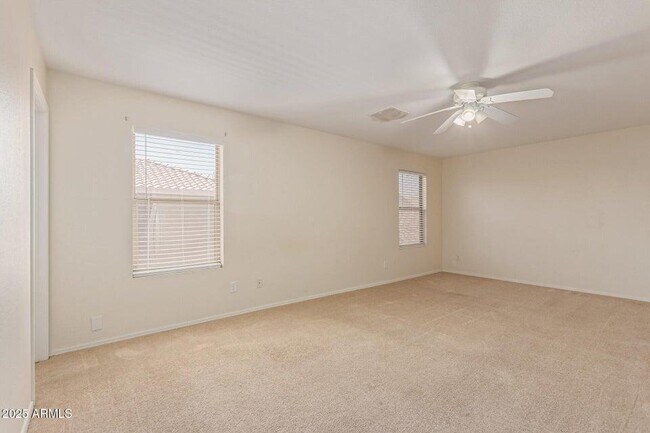 Building Photo - 1534 S Danielson Way