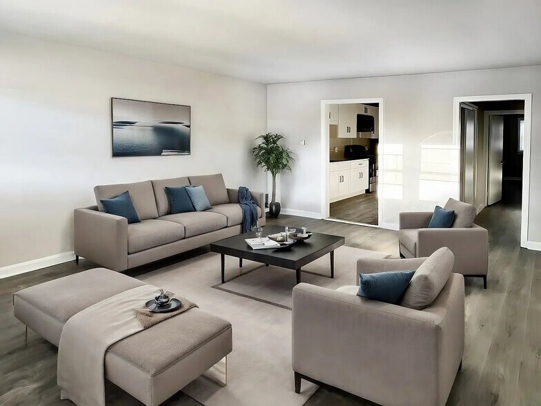 Building Photo - 7901 Roosevelt Blvd