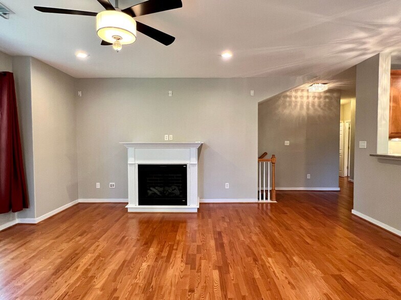 Building Photo - 4150 San Marco Dr