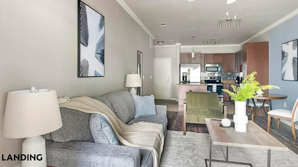 Building Photo - 15777 Quorum Dr