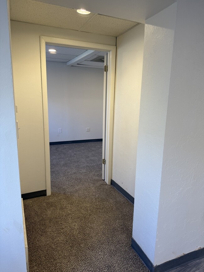 Building Photo - 1510 Washington Blvd