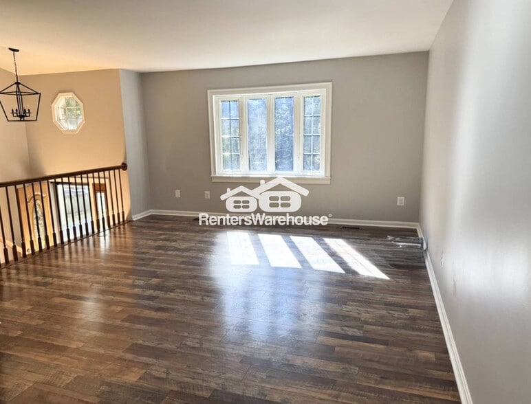 Building Photo - 6435 Williams St