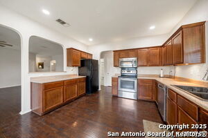 Building Photo - 10631 Arabian Sands