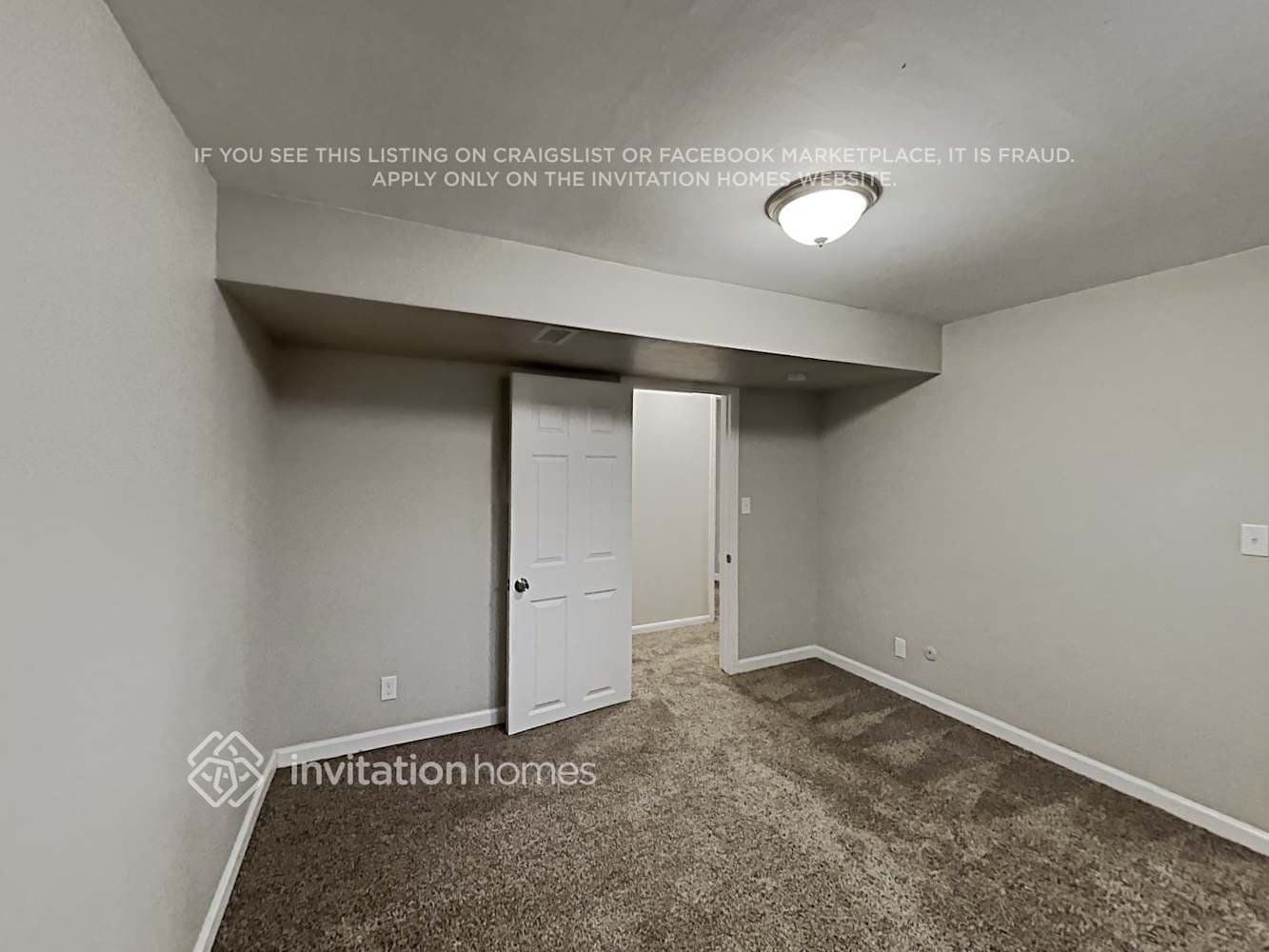 Building Photo - 15735 E Brown Ave