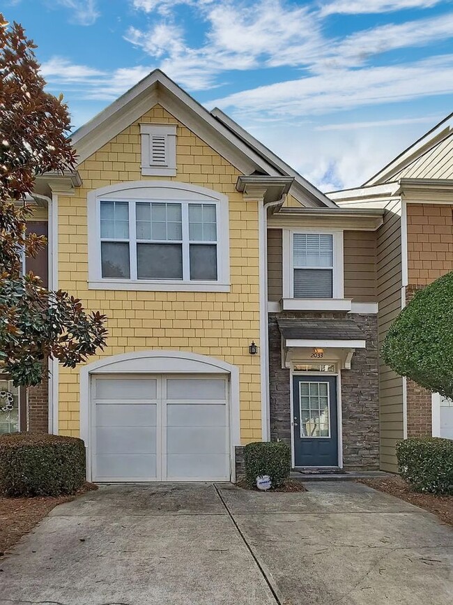 Primary Photo - 3/2.5 Townhome in Ellison Lake in Kennesaw...