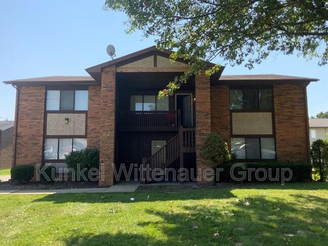 Primary Photo - 22 Yorkshire Ln