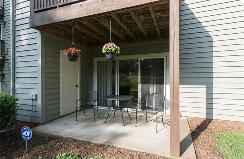 Building Photo - 3206 Selwyn Farms Ln