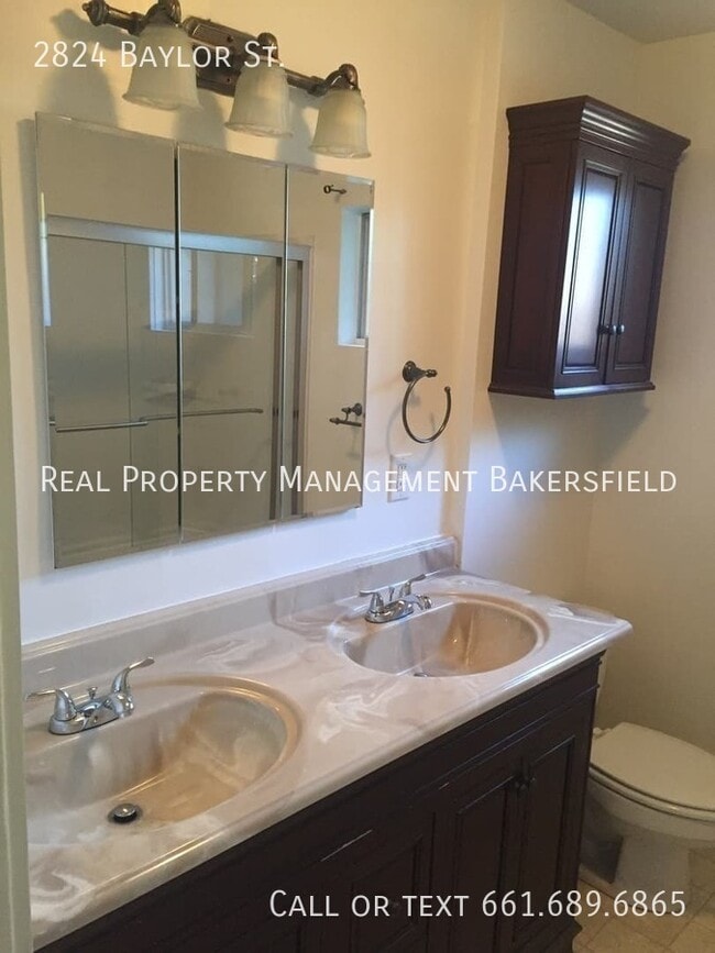 Building Photo - 2824 Baylor St