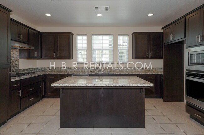 Building Photo - Modern 4-Bedroom Retreat in Mountain House...