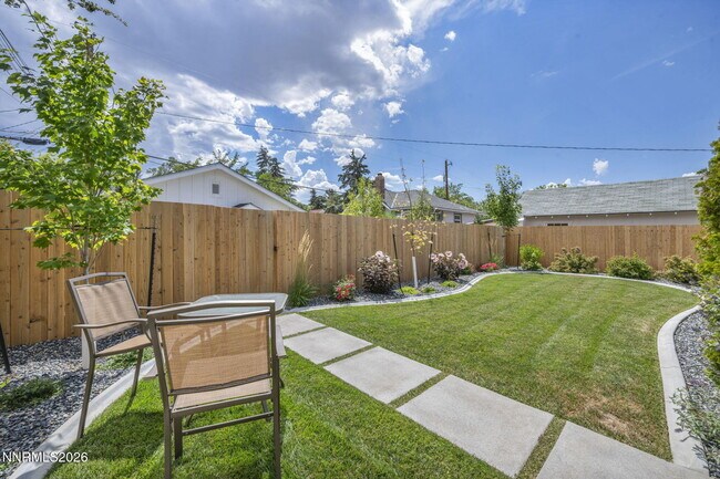 Building Photo - 574 Reno Ave