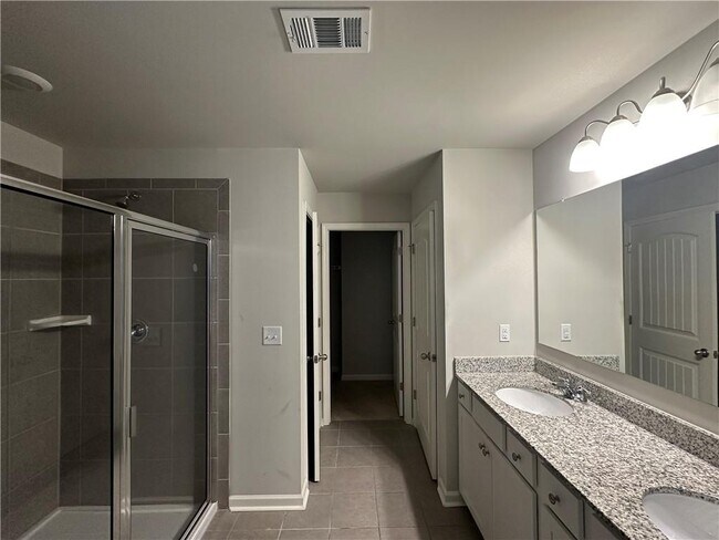 Building Photo - 813 Upper Dove Ct