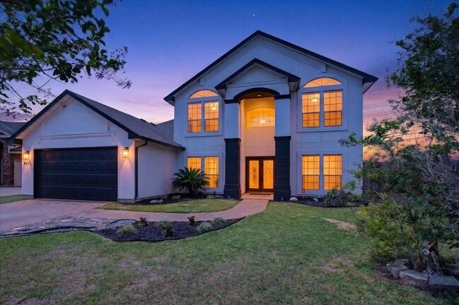 Building Photo - 8417 Macarena Dr