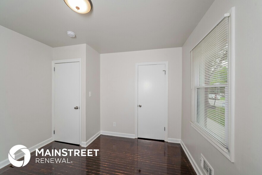 Building Photo - 10214 Barkley Dr