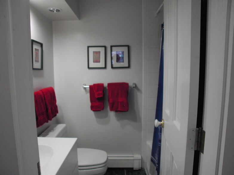 Building Photo - 19 Braddock Park