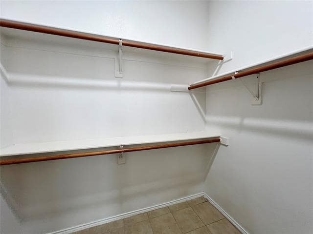 Building Photo - 7700 Glenoaks Dr