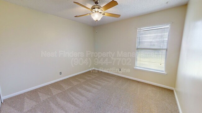 Building Photo - 2094 Forest Gate Dr W