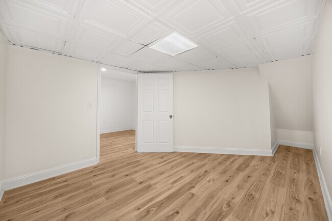 Building Photo - 2228 S. Wood-BSMT