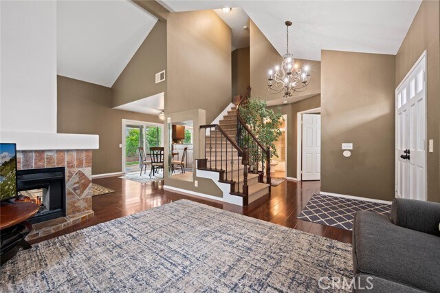 Building Photo - 36 Woodswallow Ln