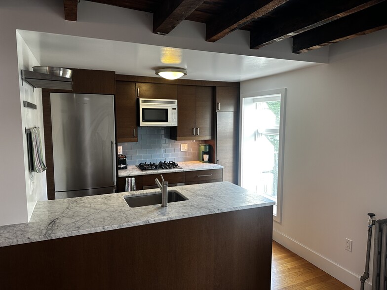 Updated Kitchen w/cookware, plates, bowls etc - 682 President St