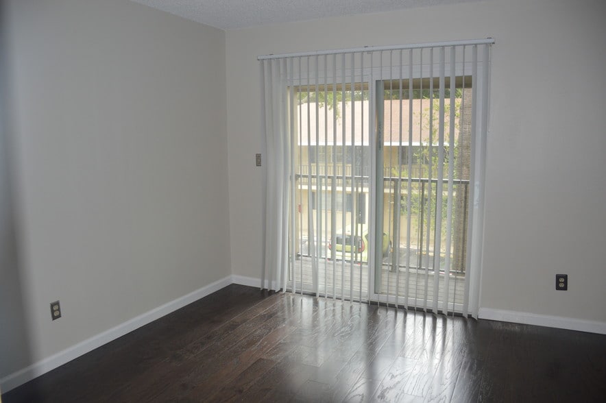 Building Photo - 3109 W Horatio St