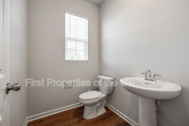 Building Photo - 143 Morning Gap Pkwy