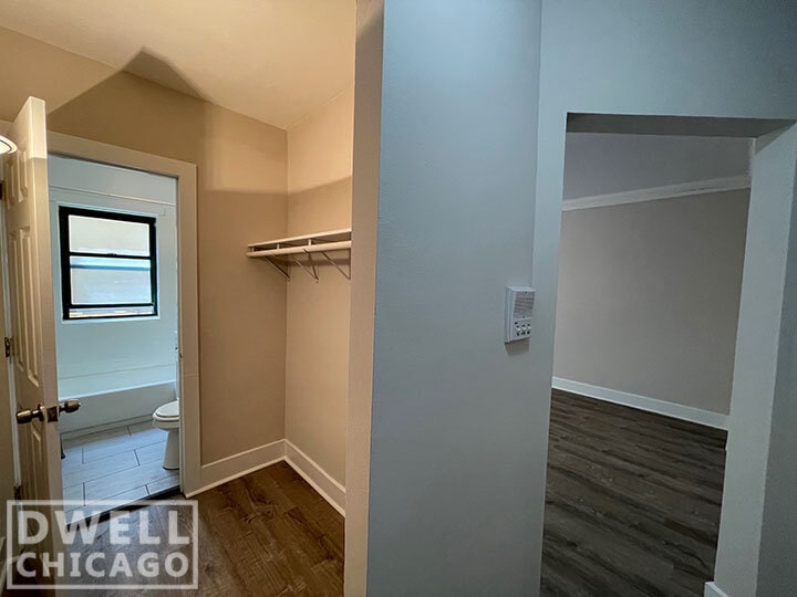 Building Photo - 2342 N Spaulding Ave