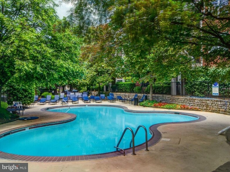 Community Pool and Jacuzzi - 3313 Wyndham Cir