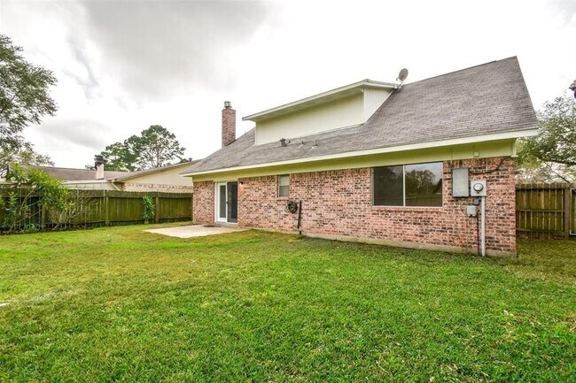 Building Photo - 2110 Whiteback Dr