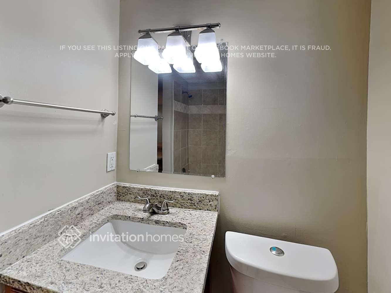 Building Photo - 215 Simpson Dr NE