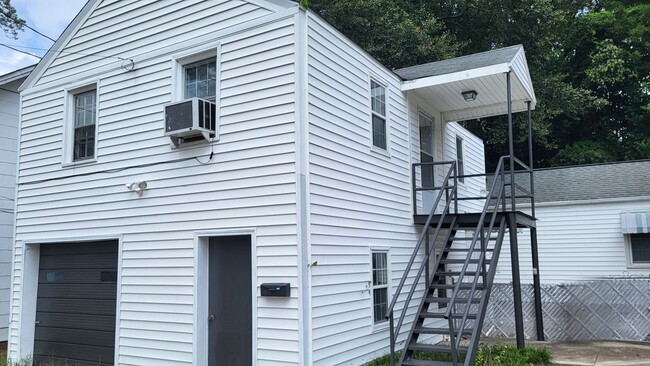 Primary Photo - 1-Bedroom, 1-bathroom Apartment