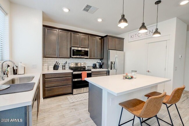 Building Photo - 300 N Gila Springs Blvd