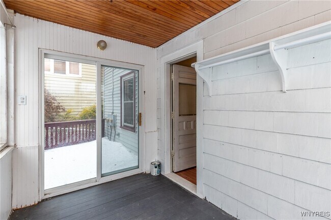 Building Photo - 189 Hamilton Dr