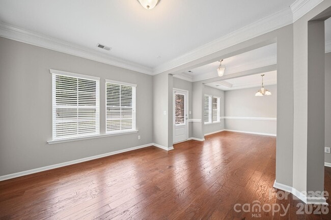 Building Photo - 1912 Madeira Cir