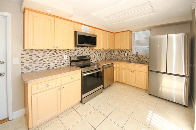 Building Photo - 4338 Tall Oak Ln