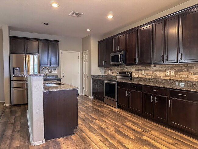 Building Photo - 4057 E Nunneley Rd