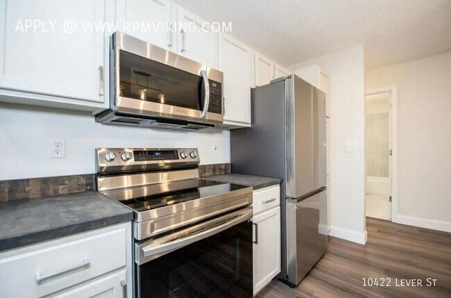 Building Photo - 3br 2ba 1cg ~ Security Deposit Free Altern...