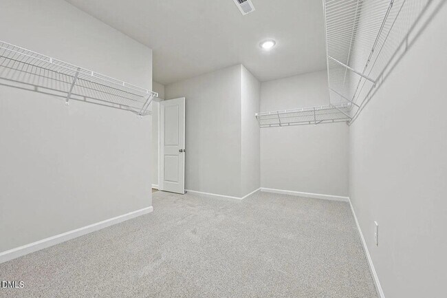 Building Photo - 528 Bridger Dr