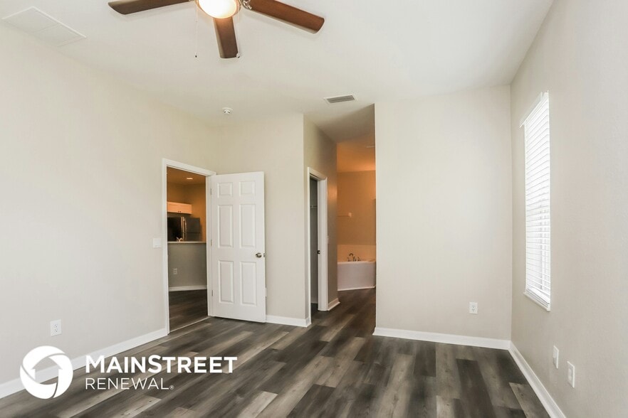 Building Photo - 7836 Evinrude Ave