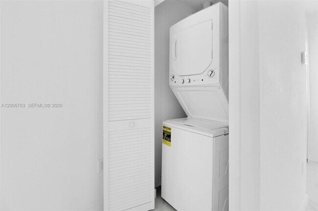 Building Photo - 21226 SW 119th Ave