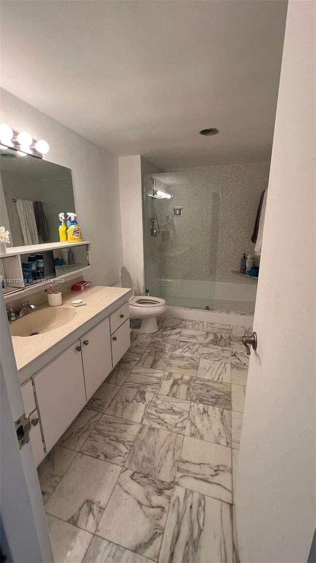 Building Photo - 5825 Collins Ave