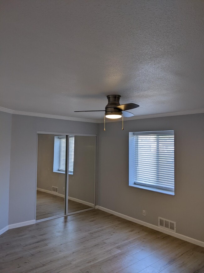Building Photo - 2638 Fisher Ave