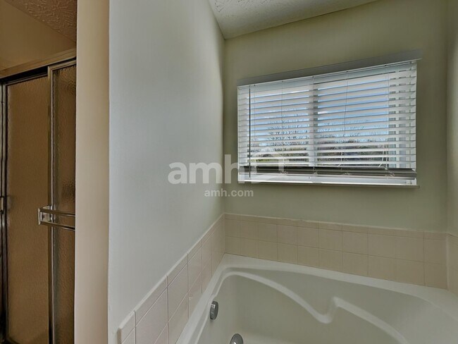 Building Photo - 857 Cedar Run Dr