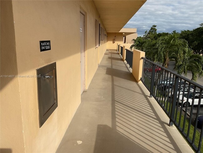 Building Photo - 251 Berkley Rd